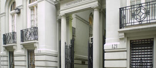 スコーターンスタイン・ホール